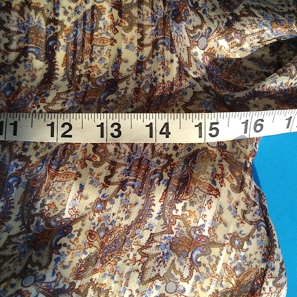 Greylin xs metallic thread lined paisley blouse w/ ruffle neck - Picture 8 of 11